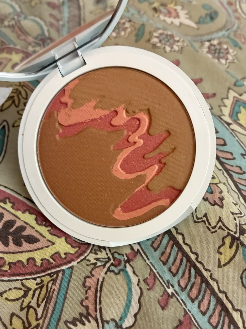 FLYTE 70 Bronzer in Vacation
